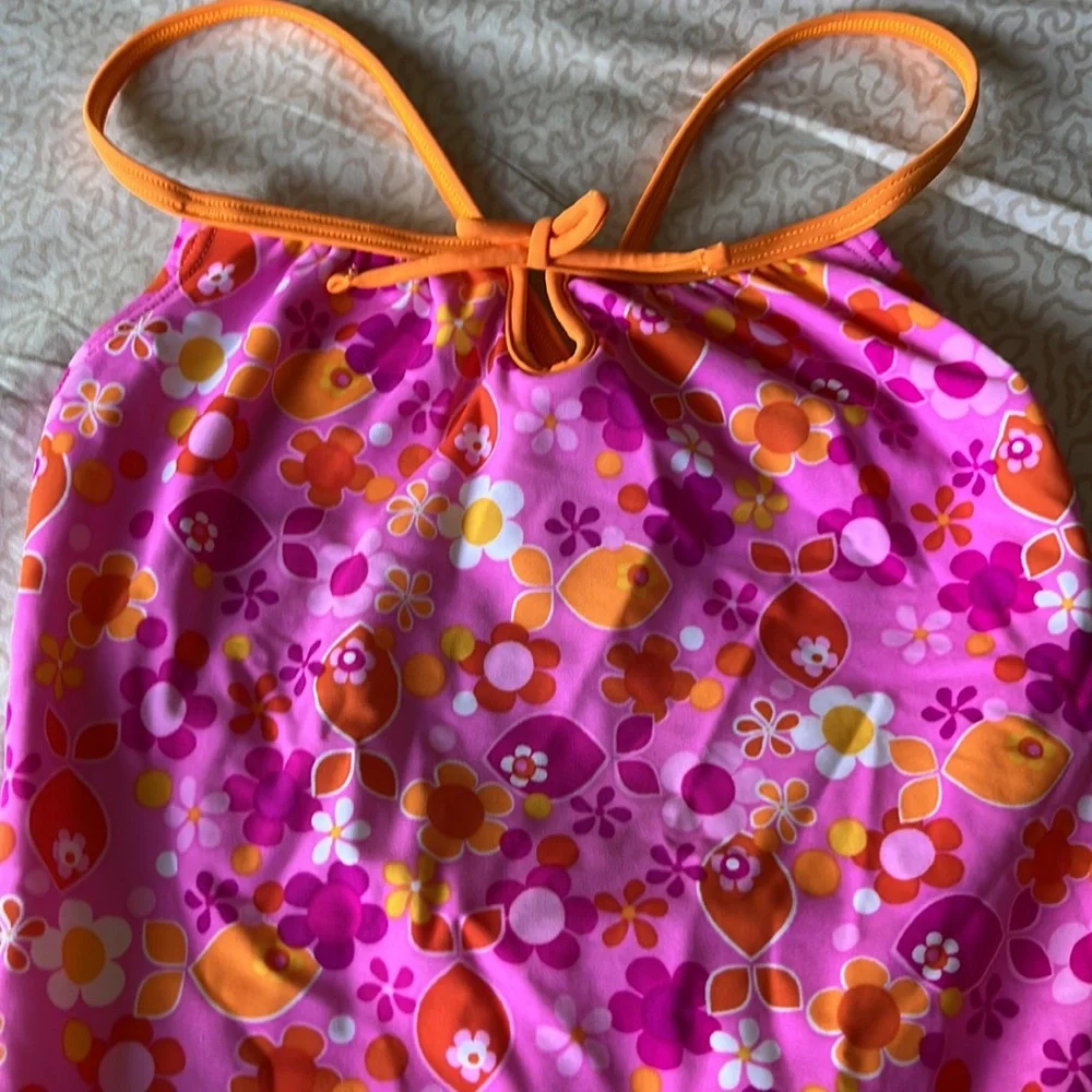 Speedo girls floral swimsuit in size 14